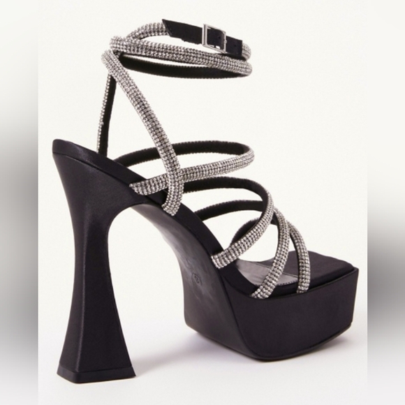 Elianna Strappy Sandal MSRP $56.95 - Picture 4 of 9
